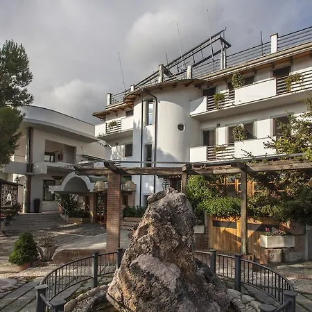 酒店 里斯特蓝碧蓝西亚酒店 洛雷托·阿普鲁蒂诺