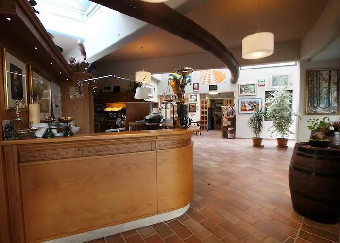 Hotel Ristorante La Bilancia 3*